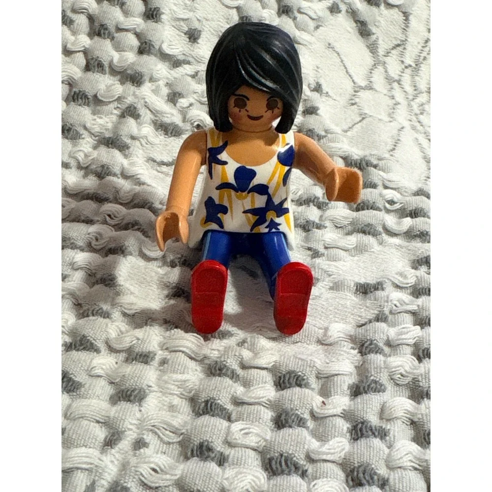 Playmobil female figure